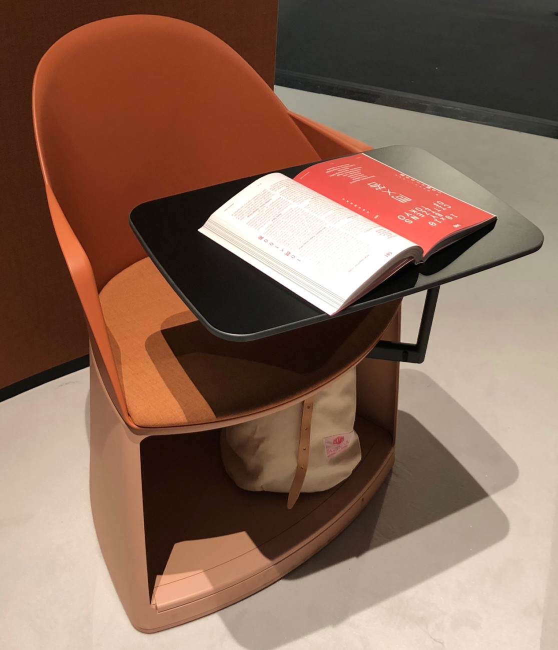 培训家具|布面培训椅|办公家具|球友会（中国）家具|CILA GO 休闲椅